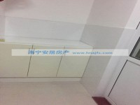 地铁旁 洛洲小区